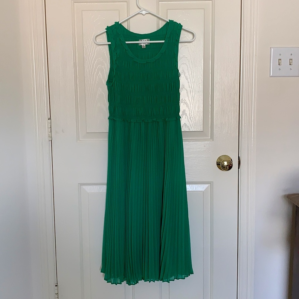 Max studio specialty products green maxi dress